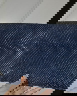 Plic din piele de sarpe