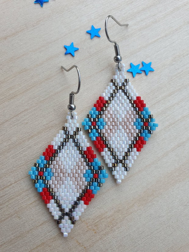 Cercei Miyuki "Geometric Pattern", Cercei statement din margele