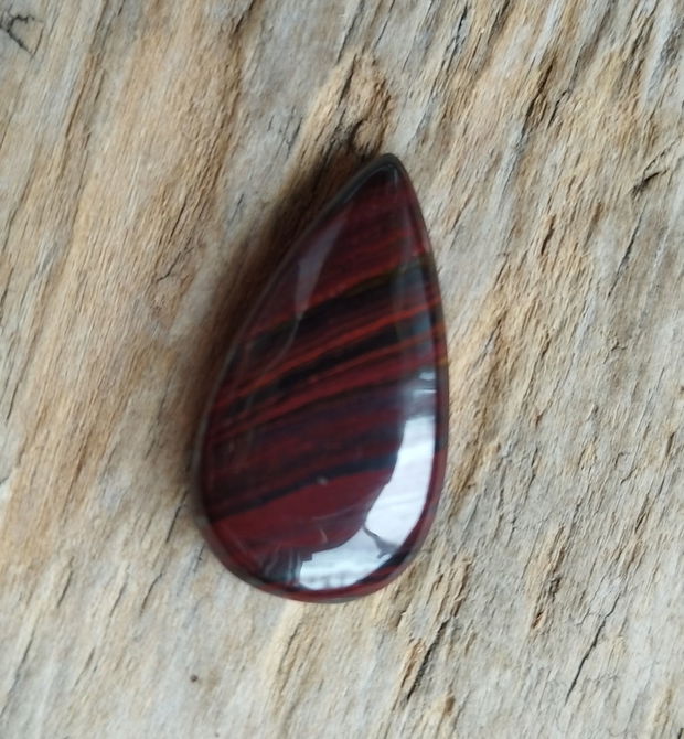 Cabochon ochi de tigru rosu, 28x15x6 mm