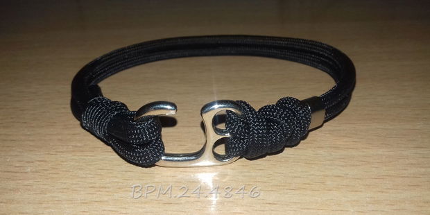 Brățară neagră reglabilă paracord din SUA cu inel inox și închizătoare lock