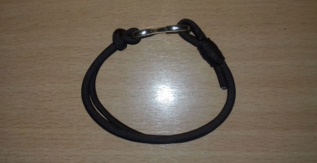 Brățară neagră reglabilă din paracord SUA și închizătoare lock