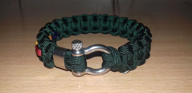 Brățară paracord verde pădurar și tricolor cu inel și închizătoare cu cheiță din inox