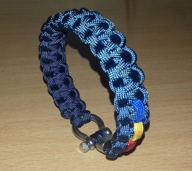 Brățară paracord Bleu Jandarm cu tricolor, inel și închizătoare cu cheiță din inox