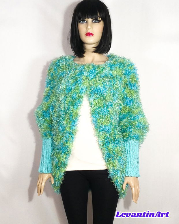 Cardigan PUF - Shrug dama lucrat manual. Cardigan cocon crosetat. Cardigan pentru femei