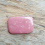 Cabochon thulit, 33x22x5.5 mm