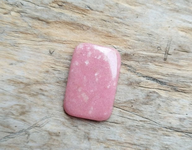 Cabochon thulit, 33x22x5.5 mm