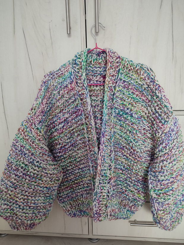 Cardigan multicolor din lana suvita