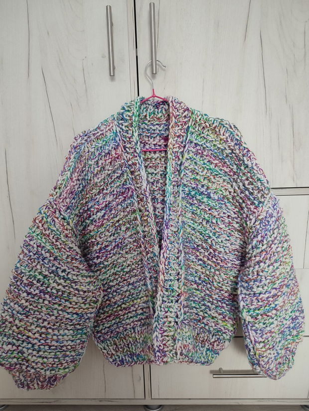 Cardigan multicolor din lana suvita