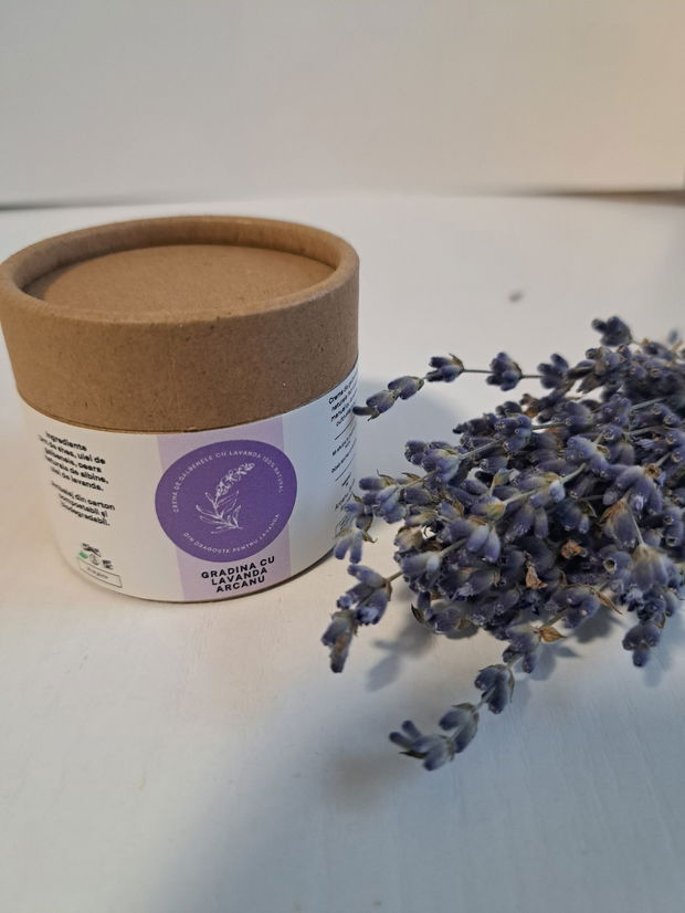 Crema de galbenele cu unt de shea și ulei de lavanda