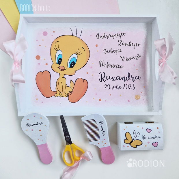 Tava taierea motului Tweety pictata manual personalizata