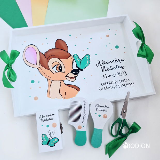 Tava taierea motului Bambi pictata manual personalizata