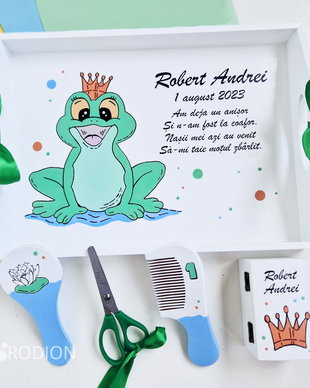 Tava taierea motului broscuta pictata manual personalizata, set prima aniversare
