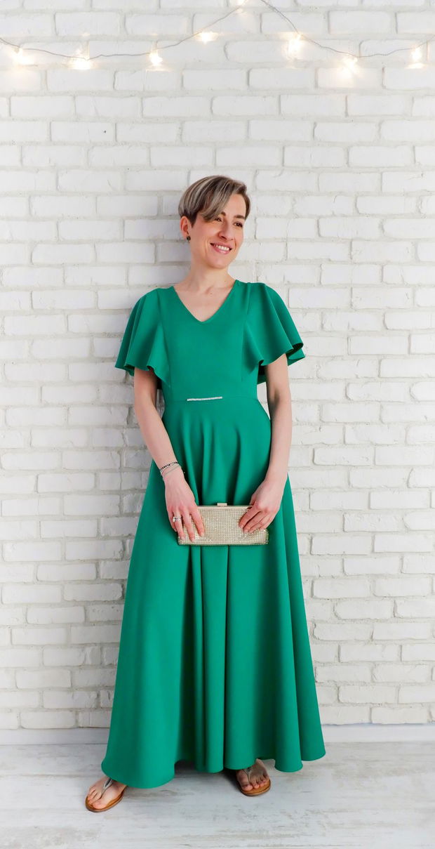 Rochie Lunga Eleganta Verde cu Volane pe Umeri