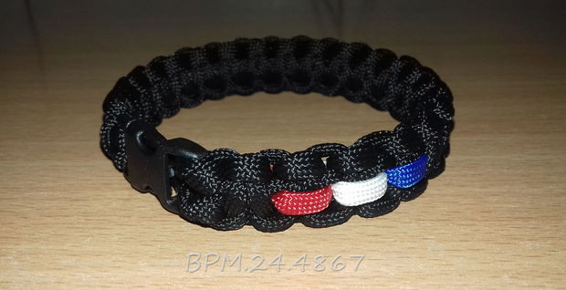 Brățară negru cu tricolor paracord cu închizătoare trident