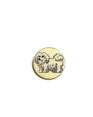Brosa unicat cu broderie manuala