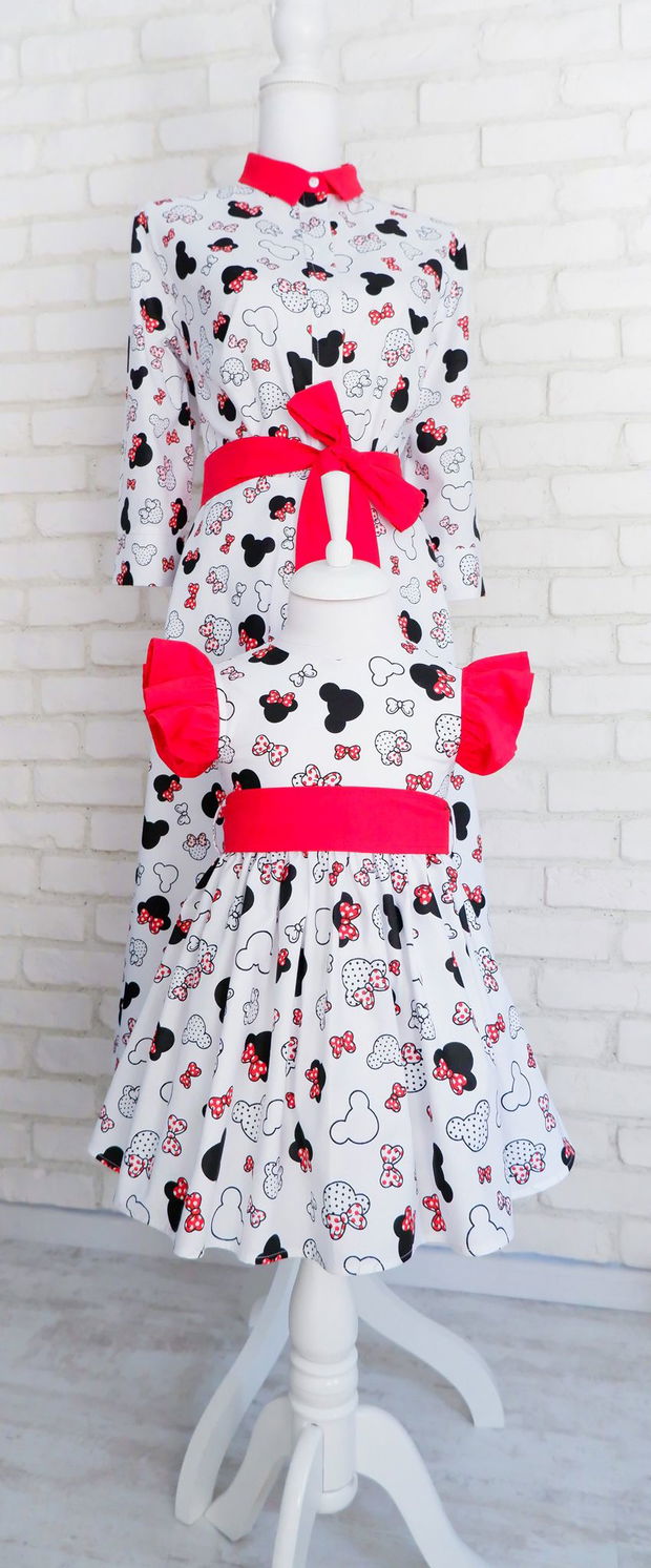 Rochie Camasa Minnie cu Guler Mare Rotund