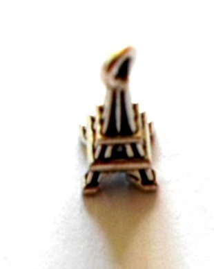 Charm metalic turn Effel mic argintiu