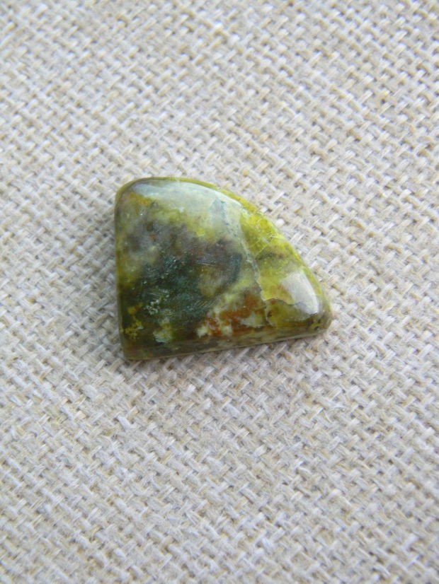 Caboson opal verde (C60)