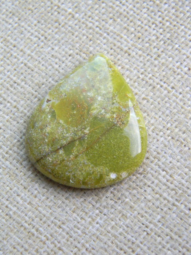 Caboson opal verde (C60)