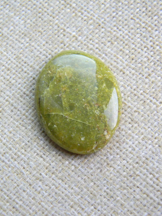 Caboson opal verde (C60)