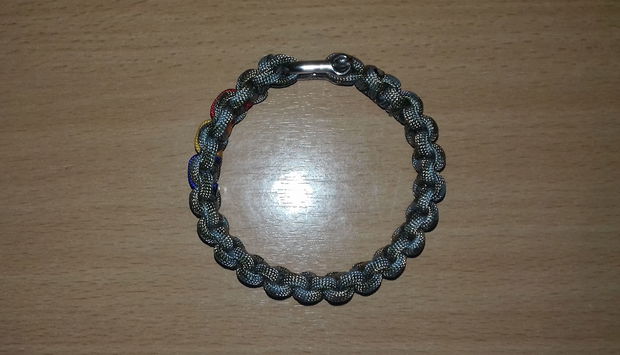 Brățară paracord military cu tricolor și închizătoare din inox