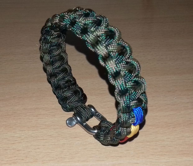 Brățară paracord military cu tricolor și închizătoare din inox