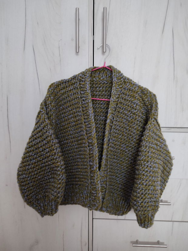 Cardigan kaki cu gri