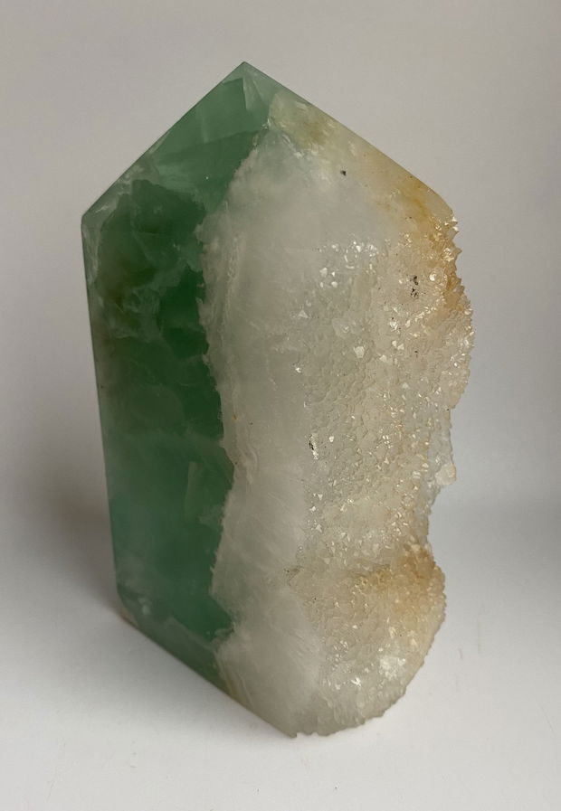 Fluorit Verde - Obelisc Piatra Bruta