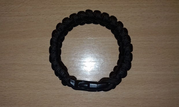 Brățară paracord negru cu gri cu închizătoare trident