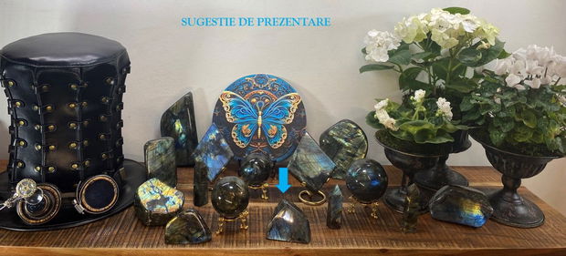 Labradorit - sculptura piatra semipretioasa