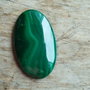 Cabochon malachit, 31x19 mm