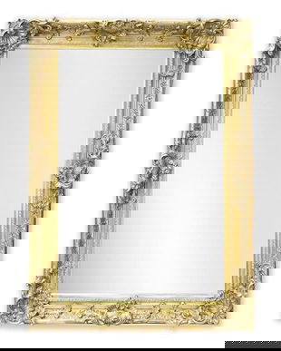 Oglinda din cristal cu o rama aurie