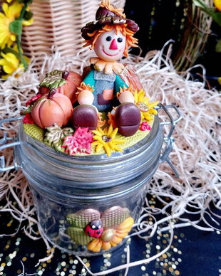 Borcanas decorat de toamna