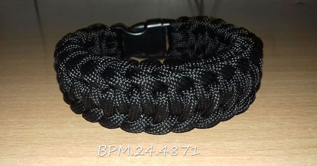 Brățară paracord negru Aquarius cu închizătoare trident