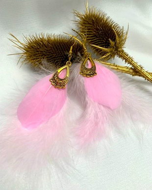 Cercei handmade din pene naturale