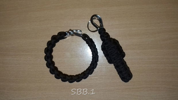 Set paracord negru brățară și breloc