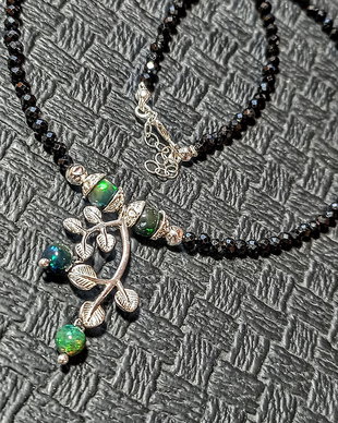Colier argint opal de foc etiopian negru turmalina neagra charm argint ramura minimalist boho chic trendy - Transport gratuit