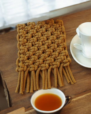 Coaster macrame