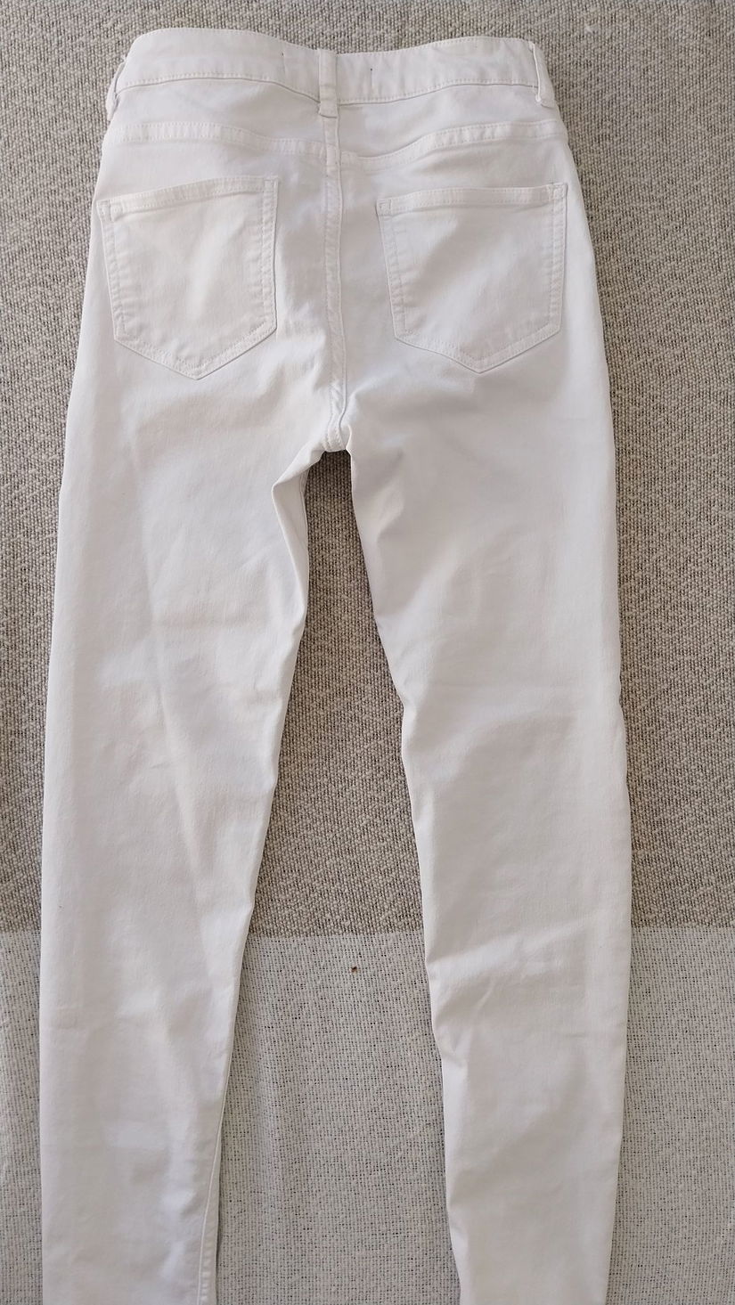 Pantaloni albi Zara