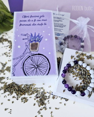 Set bratara & cutie lavanda pentru bijuterii pictata manual cu mesaj