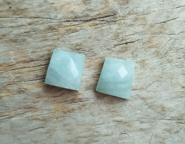 Cabochon acvamarin fatetat, aprox 10x10x4.5 mm (2 buc)