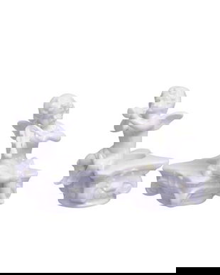 Set doua sfesnice ingeras din portelan alb