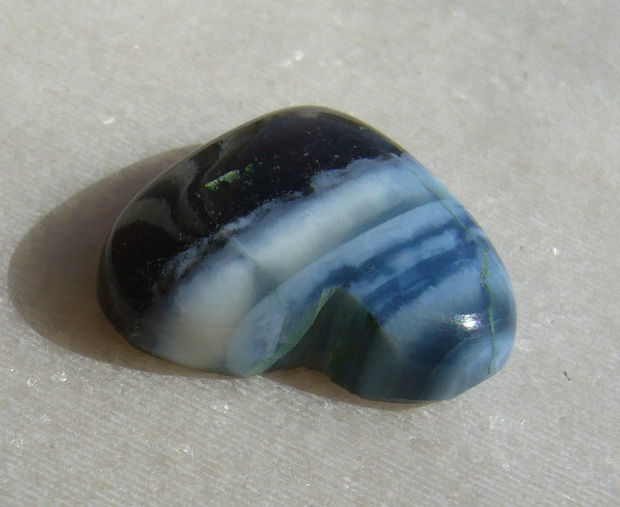 Cabochon inima din blue opal (lucrat manual in India) aprox 22.6x19x7 mm