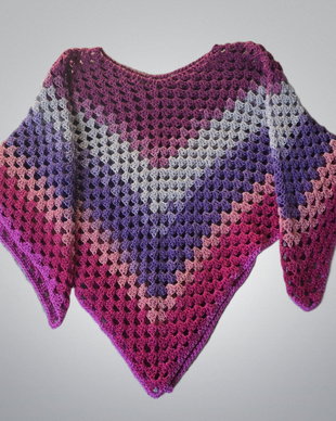 Poncho granny square