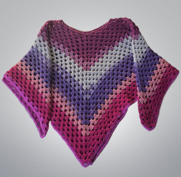 Poncho granny square