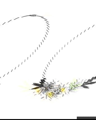 Colier floare de colt