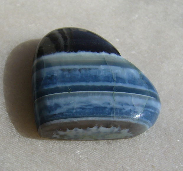 Cabochon inima din blue opal (lucrat manual in India) aprox 32x26.5x8 mm