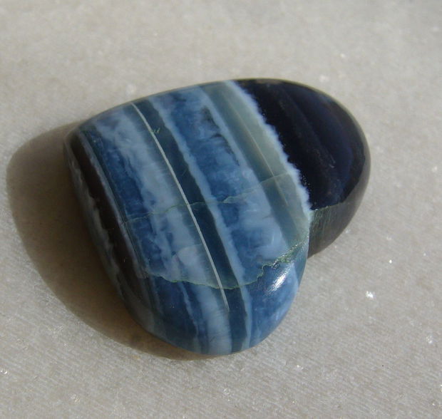 Cabochon inima din blue opal (lucrat manual in India) aprox 32x26.5x8 mm