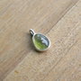 Mini pandantiv peridot in rama argint (PCH 2-3)