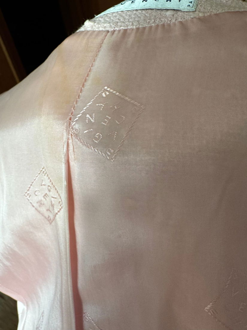 SUPERB COMPLET GIVENCHY BOUTIQUES ORIGINAL PIESA DE COLECTIE MARIME 40 FRANTA